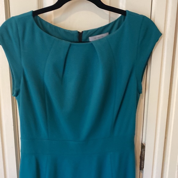 Classiques Entier Jewel tone dress with exposed back zipper. Size 4 - Picture 3 of 5